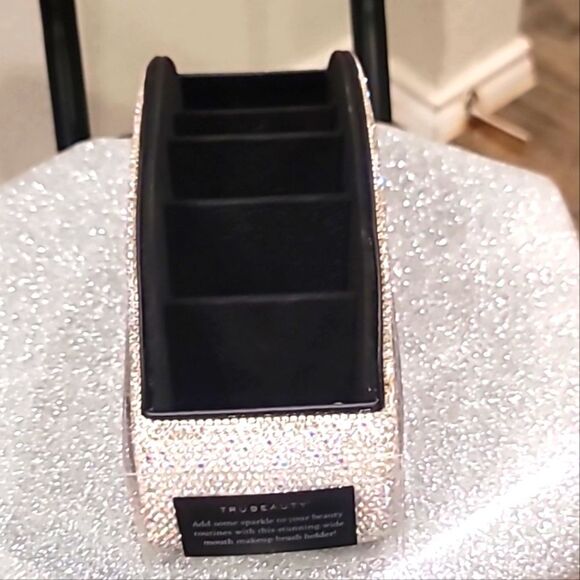 Glitz & Glam Rhinestone Bling Makeup Brush Holder - Picture 4 of 9